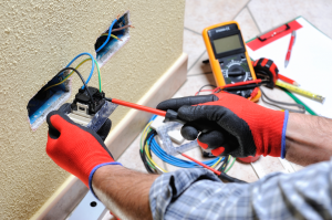 electrical-outlet-repair-vero-beach